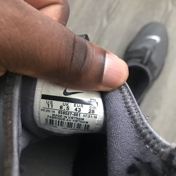 Nike Air Presto Mid Utility Women's 11 Men's 9.5 - Picture 7 of 7